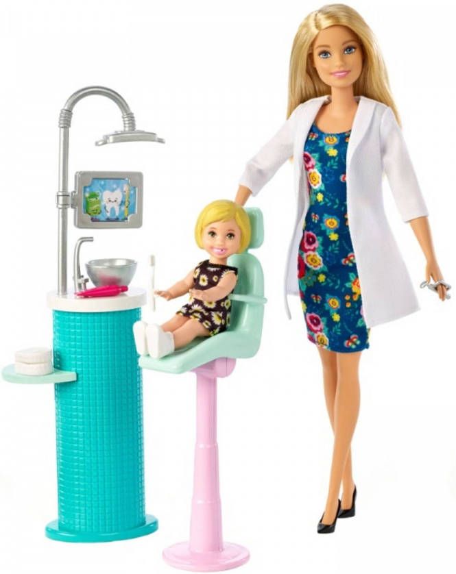 Denemarken Luchtvaartmaatschappijen Rodeo Barbie Tienerpop Tandarts Met Accessoires 30 Cm - Babykidsplaza.nl Denemarken Luchtvaartmaatschappijen Rodeo Barbie Tienerpop Tandarts Met Accessoires 30 Cm - Babykidsplaza.nl